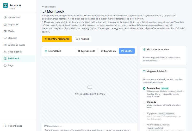 A Monitorok beállítóoldal: elrendezés-rajz, és a négy megjelenítési mód – Automatikus, Tükrözés, Független, Kiterjesztett (videófal)